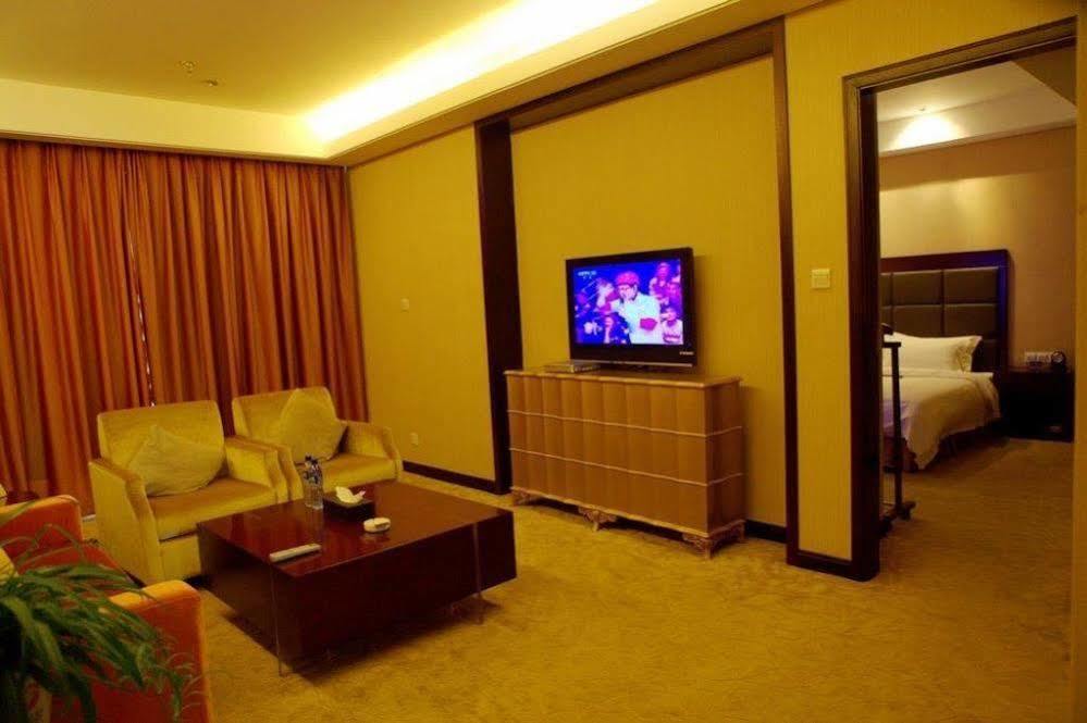 Phoenix Grand Hotel Финхуан Екстер'єр фото